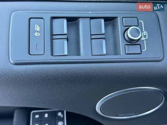 Белый Ленд Ровер Рендж Ровер Спорт, объемом двигателя 2.99 л и пробегом 194 тыс. км за 26990 $, фото 16 на Automoto.ua