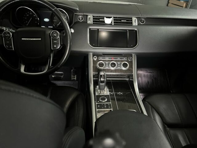 Білий Ленд Ровер Range Rover Sport, об'ємом двигуна 3 л та пробігом 122 тис. км за 37500 $, фото 22 на Automoto.ua