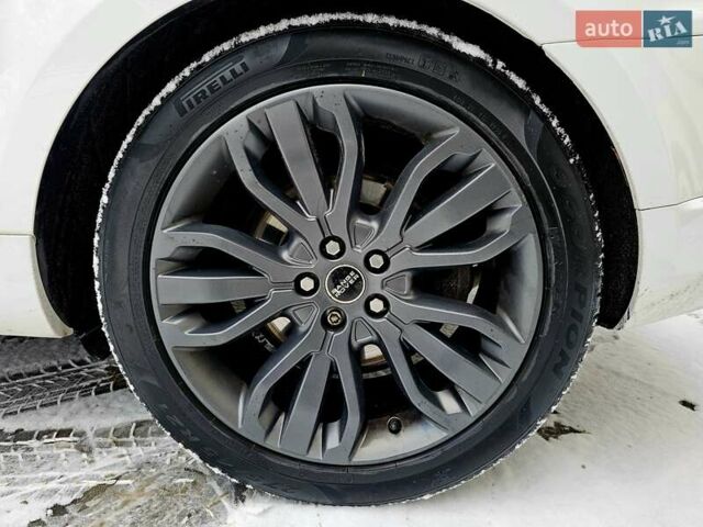 Белый Ленд Ровер Рендж Ровер Спорт, объемом двигателя 2.99 л и пробегом 187 тыс. км за 36500 $, фото 17 на Automoto.ua