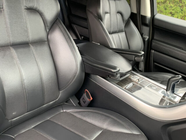 Білий Ленд Ровер Range Rover Sport, об'ємом двигуна 2.99 л та пробігом 230 тис. км за 42000 $, фото 37 на Automoto.ua