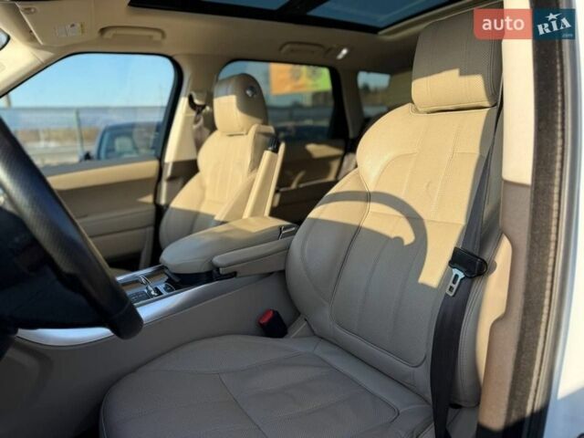 Белый Ленд Ровер Рендж Ровер Спорт, объемом двигателя 2.99 л и пробегом 187 тыс. км за 27500 $, фото 7 на Automoto.ua