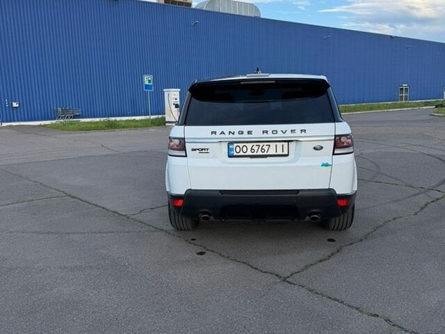 Білий Ленд Ровер Range Rover Sport, об'ємом двигуна 3 л та пробігом 167 тис. км за 29200 $, фото 4 на Automoto.ua