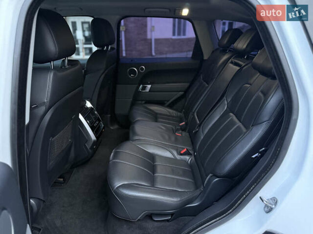 Белый Ленд Ровер Рендж Ровер Спорт, объемом двигателя 3 л и пробегом 187 тыс. км за 28500 $, фото 38 на Automoto.ua