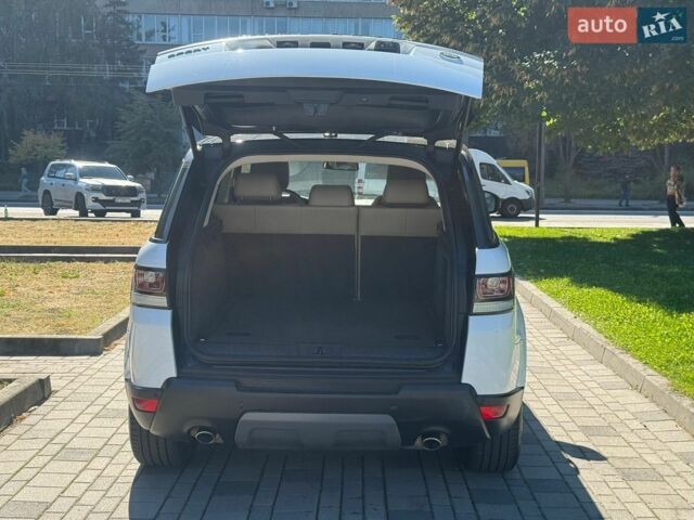 Білий Ленд Ровер Range Rover Sport, об'ємом двигуна 2.99 л та пробігом 233 тис. км за 27500 $, фото 9 на Automoto.ua