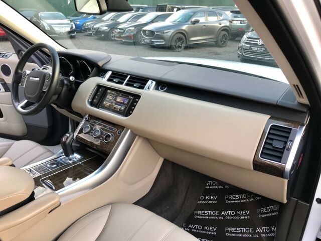 Білий Ленд Ровер Range Rover Sport, об'ємом двигуна 3 л та пробігом 80 тис. км за 51500 $, фото 49 на Automoto.ua