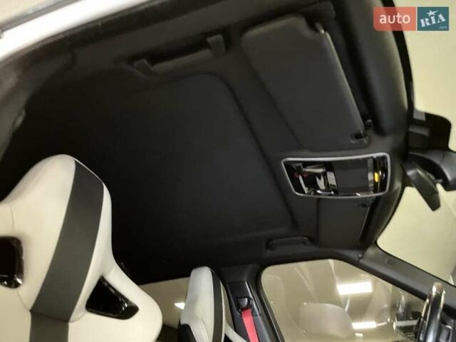 Білий Ленд Ровер Range Rover Sport, об'ємом двигуна 3 л та пробігом 132 тис. км за 33700 $, фото 48 на Automoto.ua