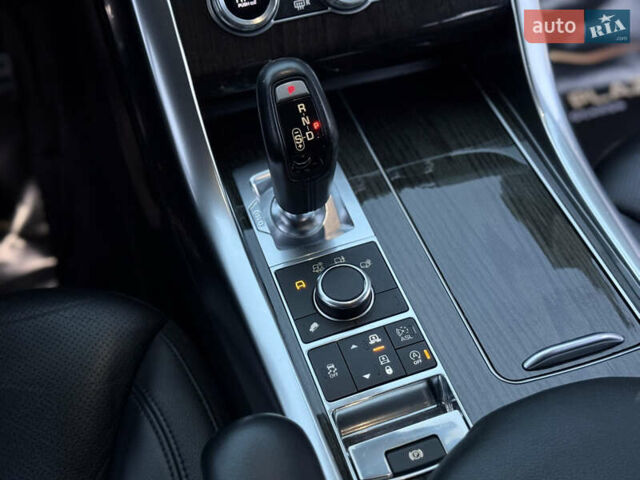 Белый Ленд Ровер Рендж Ровер Спорт, объемом двигателя 3 л и пробегом 187 тыс. км за 28500 $, фото 53 на Automoto.ua