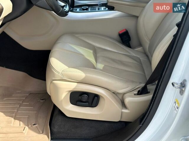 Белый Ленд Ровер Рендж Ровер Спорт, объемом двигателя 3 л и пробегом 181 тыс. км за 29500 $, фото 16 на Automoto.ua