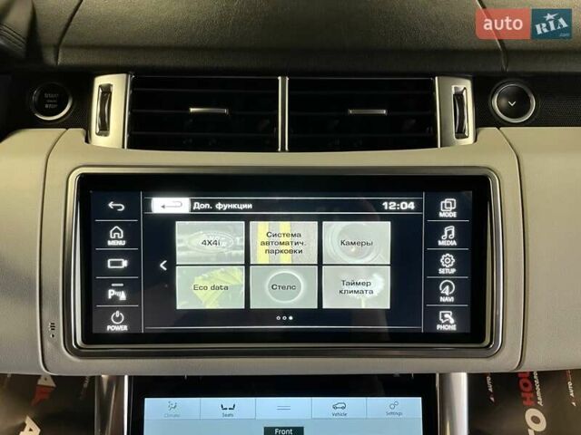 Білий Ленд Ровер Range Rover Sport, об'ємом двигуна 3 л та пробігом 132 тис. км за 33700 $, фото 63 на Automoto.ua