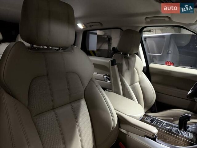 Білий Ленд Ровер Range Rover Sport, об'ємом двигуна 2.99 л та пробігом 62 тис. км за 36500 $, фото 70 на Automoto.ua