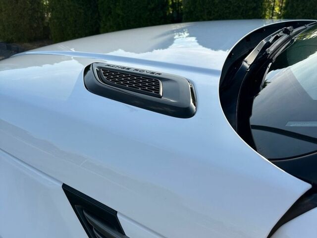 Білий Ленд Ровер Range Rover Sport, об'ємом двигуна 3 л та пробігом 112 тис. км за 25999 $, фото 36 на Automoto.ua