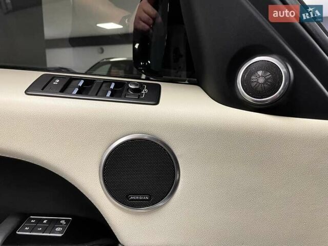 Білий Ленд Ровер Range Rover Sport, об'ємом двигуна 3 л та пробігом 132 тис. км за 33700 $, фото 25 на Automoto.ua