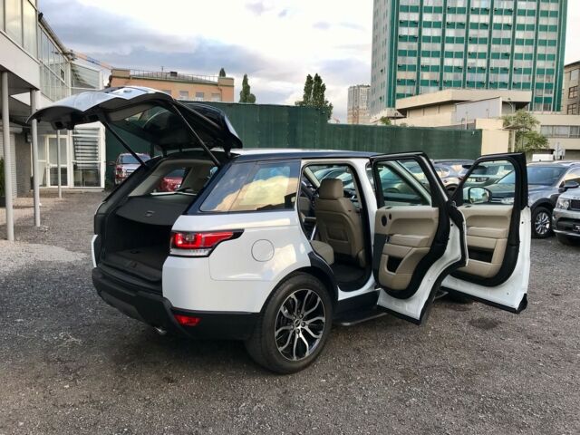 Білий Ленд Ровер Range Rover Sport, об'ємом двигуна 3 л та пробігом 80 тис. км за 51500 $, фото 38 на Automoto.ua