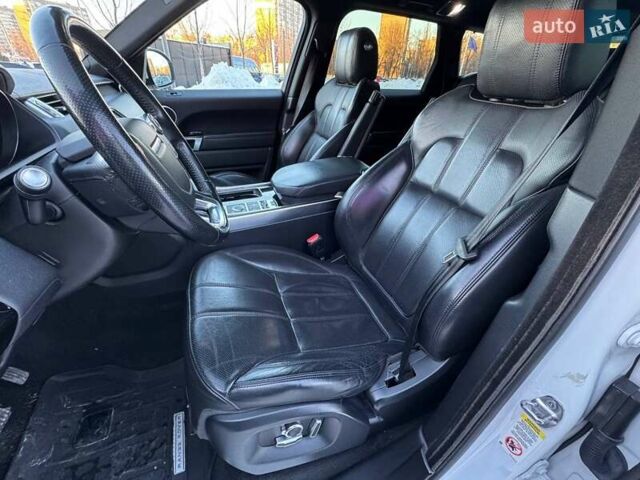 Белый Ленд Ровер Рендж Ровер Спорт, объемом двигателя 2.99 л и пробегом 194 тыс. км за 26990 $, фото 7 на Automoto.ua