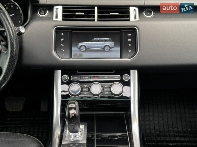 Белый Ленд Ровер Рендж Ровер Спорт, объемом двигателя 3 л и пробегом 130 тыс. км за 26500 $, фото 30 на Automoto.ua