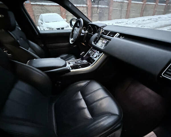 Білий Ленд Ровер Range Rover Sport, об'ємом двигуна 2.99 л та пробігом 147 тис. км за 27500 $, фото 12 на Automoto.ua