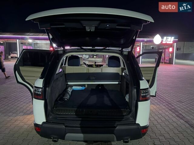 Білий Ленд Ровер Range Rover Sport, об'ємом двигуна 2.99 л та пробігом 130 тис. км за 28750 $, фото 9 на Automoto.ua
