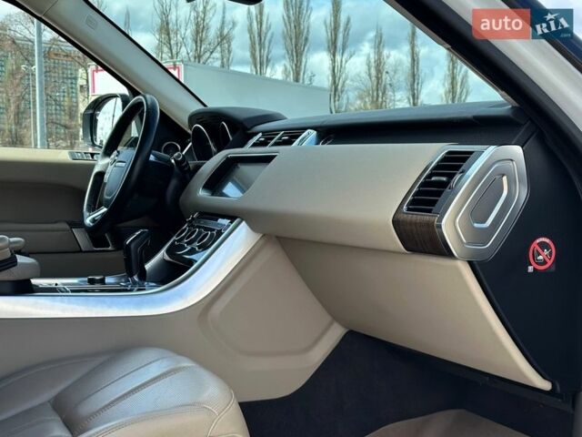 Белый Ленд Ровер Рендж Ровер Спорт, объемом двигателя 3 л и пробегом 181 тыс. км за 29500 $, фото 29 на Automoto.ua