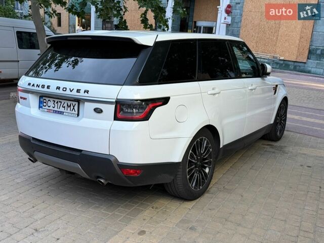 Білий Ленд Ровер Range Rover Sport, об'ємом двигуна 2.99 л та пробігом 130 тис. км за 28750 $, фото 12 на Automoto.ua
