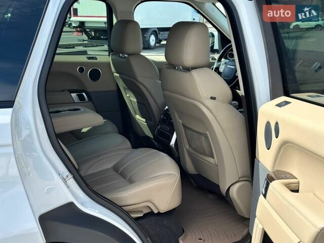 Белый Ленд Ровер Рендж Ровер Спорт, объемом двигателя 3 л и пробегом 181 тыс. км за 29500 $, фото 26 на Automoto.ua