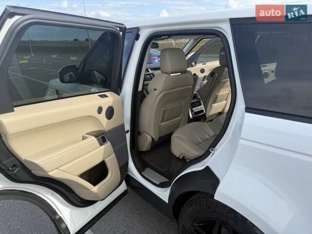 Белый Ленд Ровер Рендж Ровер Спорт, объемом двигателя 2.99 л и пробегом 132 тыс. км за 31000 $, фото 15 на Automoto.ua