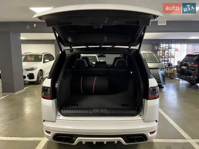 Білий Ленд Ровер Range Rover Sport, об'ємом двигуна 3 л та пробігом 132 тис. км за 33700 $, фото 19 на Automoto.ua