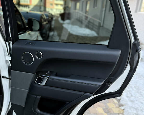 Белый Ленд Ровер Рендж Ровер Спорт, объемом двигателя 2.99 л и пробегом 184 тыс. км за 24990 $, фото 28 на Automoto.ua