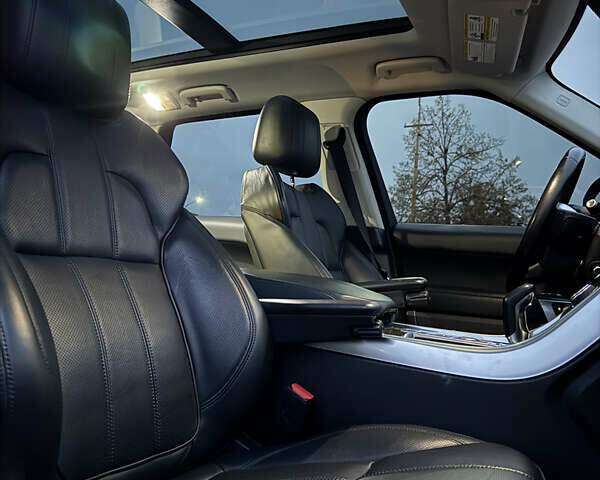 Білий Ленд Ровер Range Rover Sport, об'ємом двигуна 2.99 л та пробігом 146 тис. км за 24500 $, фото 21 на Automoto.ua