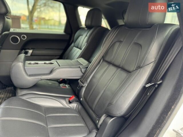 Белый Ленд Ровер Рендж Ровер Спорт, объемом двигателя 3 л и пробегом 130 тыс. км за 26500 $, фото 22 на Automoto.ua