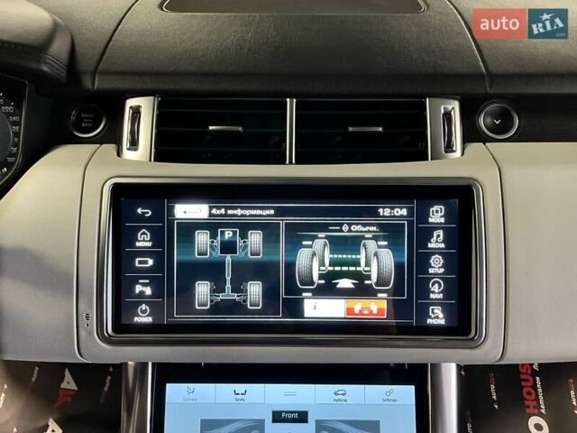 Білий Ленд Ровер Range Rover Sport, об'ємом двигуна 3 л та пробігом 132 тис. км за 33700 $, фото 62 на Automoto.ua