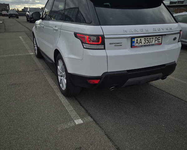 Белый Ленд Ровер Рендж Ровер Спорт, объемом двигателя 2.99 л и пробегом 180 тыс. км за 29400 $, фото 2 на Automoto.ua