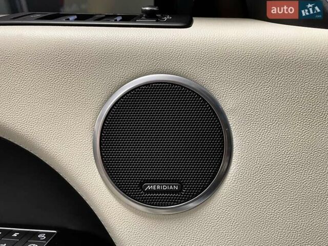 Білий Ленд Ровер Range Rover Sport, об'ємом двигуна 3 л та пробігом 132 тис. км за 33700 $, фото 27 на Automoto.ua