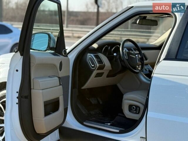 Белый Ленд Ровер Рендж Ровер Спорт, объемом двигателя 2.99 л и пробегом 187 тыс. км за 27500 $, фото 5 на Automoto.ua