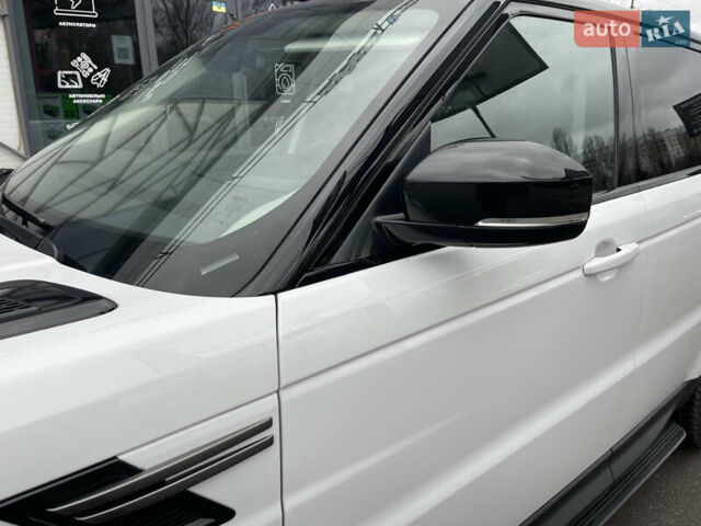 Белый Ленд Ровер Рендж Ровер Спорт, объемом двигателя 2.99 л и пробегом 175 тыс. км за 26000 $, фото 7 на Automoto.ua