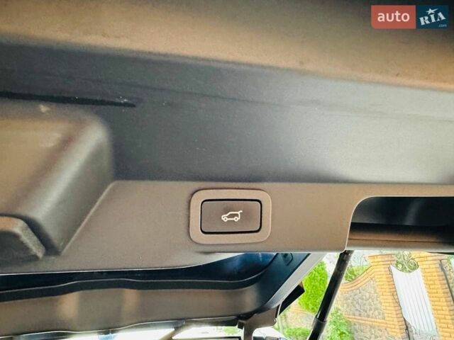 Білий Ленд Ровер Range Rover Sport, об'ємом двигуна 2.99 л та пробігом 170 тис. км за 35800 $, фото 45 на Automoto.ua