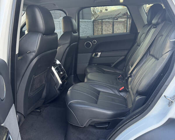 Белый Ленд Ровер Рендж Ровер Спорт, объемом двигателя 2.99 л и пробегом 146 тыс. км за 24900 $, фото 11 на Automoto.ua