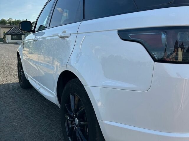 Білий Ленд Ровер Range Rover Sport, об'ємом двигуна 3 л та пробігом 112 тис. км за 25999 $, фото 23 на Automoto.ua
