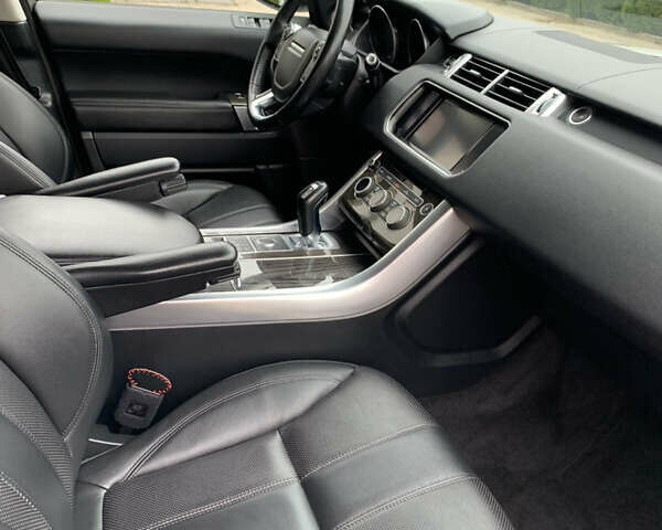 Белый Ленд Ровер Рендж Ровер Спорт, объемом двигателя 2.99 л и пробегом 230 тыс. км за 42000 $, фото 41 на Automoto.ua