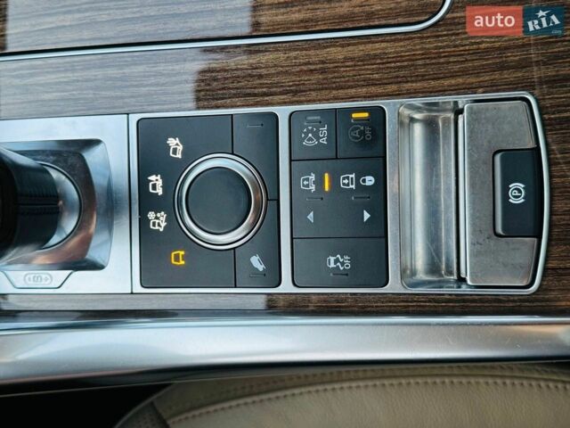 Білий Ленд Ровер Range Rover Sport, об'ємом двигуна 2.99 л та пробігом 170 тис. км за 35800 $, фото 31 на Automoto.ua