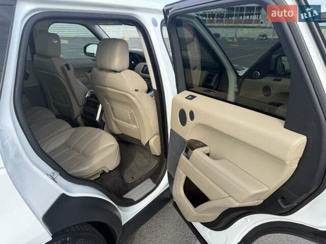 Белый Ленд Ровер Рендж Ровер Спорт, объемом двигателя 2.99 л и пробегом 132 тыс. км за 31000 $, фото 11 на Automoto.ua