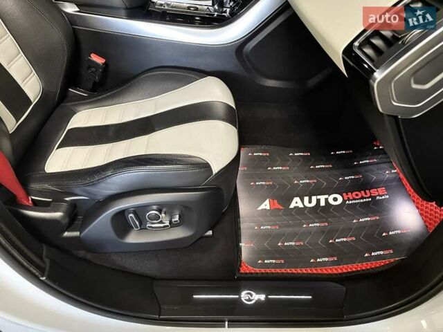 Білий Ленд Ровер Range Rover Sport, об'ємом двигуна 3 л та пробігом 132 тис. км за 33700 $, фото 46 на Automoto.ua