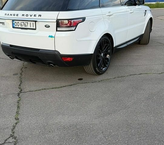 Білий Ленд Ровер Range Rover Sport, об'ємом двигуна 3 л та пробігом 167 тис. км за 29200 $, фото 5 на Automoto.ua