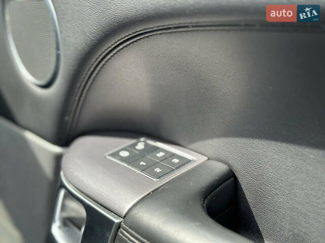 Белый Ленд Ровер Рендж Ровер Спорт, объемом двигателя 3 л и пробегом 196 тыс. км за 23500 $, фото 24 на Automoto.ua