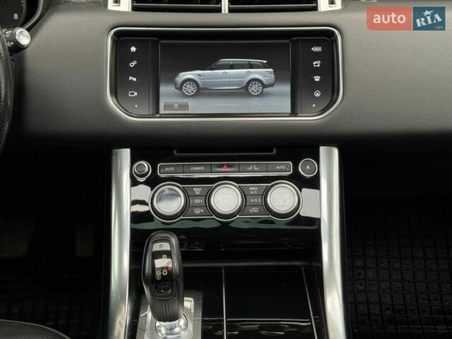 Белый Ленд Ровер Рендж Ровер Спорт, объемом двигателя 3 л и пробегом 130 тыс. км за 26500 $, фото 31 на Automoto.ua
