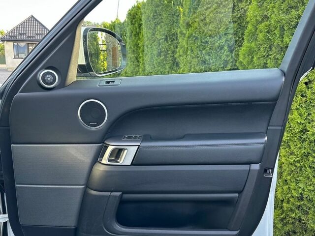 Білий Ленд Ровер Range Rover Sport, об'ємом двигуна 3 л та пробігом 112 тис. км за 25999 $, фото 84 на Automoto.ua