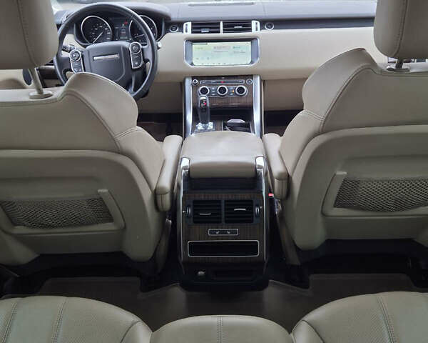 Белый Ленд Ровер Рендж Ровер Спорт, объемом двигателя 2.99 л и пробегом 180 тыс. км за 29400 $, фото 7 на Automoto.ua