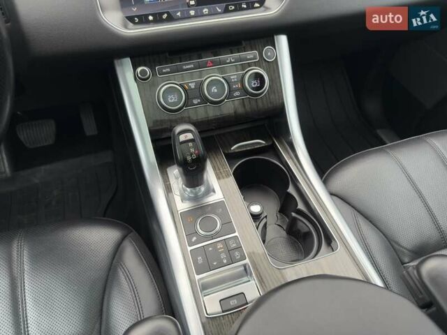 Білий Ленд Ровер Range Rover Sport, об'ємом двигуна 2.99 л та пробігом 140 тис. км за 25900 $, фото 32 на Automoto.ua