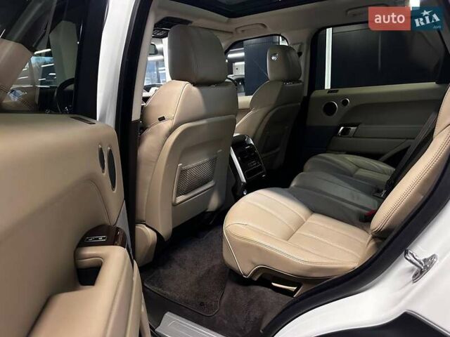 Білий Ленд Ровер Range Rover Sport, об'ємом двигуна 2.99 л та пробігом 132 тис. км за 28900 $, фото 26 на Automoto.ua