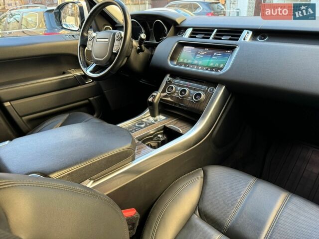 Білий Ленд Ровер Range Rover Sport, об'ємом двигуна 2.99 л та пробігом 172 тис. км за 29600 $, фото 27 на Automoto.ua