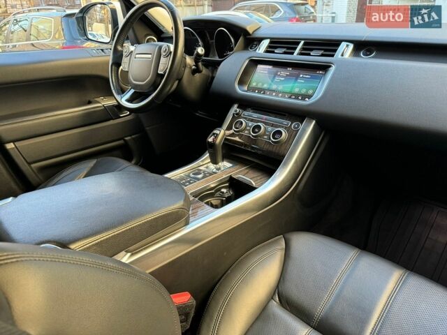 Білий Ленд Ровер Range Rover Sport, об'ємом двигуна 2.99 л та пробігом 172 тис. км за 31900 $, фото 27 на Automoto.ua